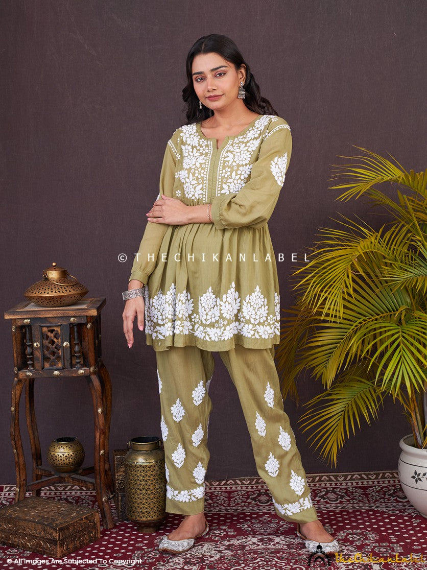 MehndiRosaModalChikankariShortKurtaSet_4